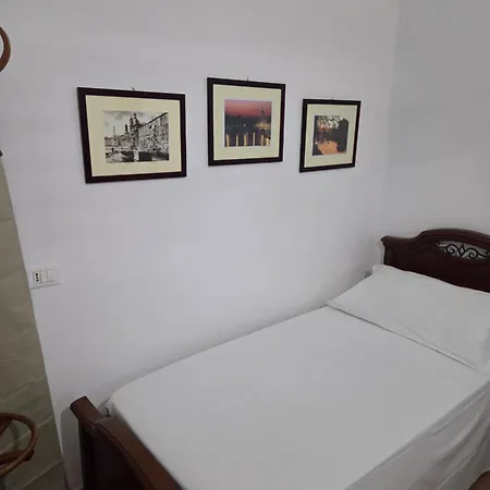 Nostra Casa Oda ve Kahvaltı 3*
